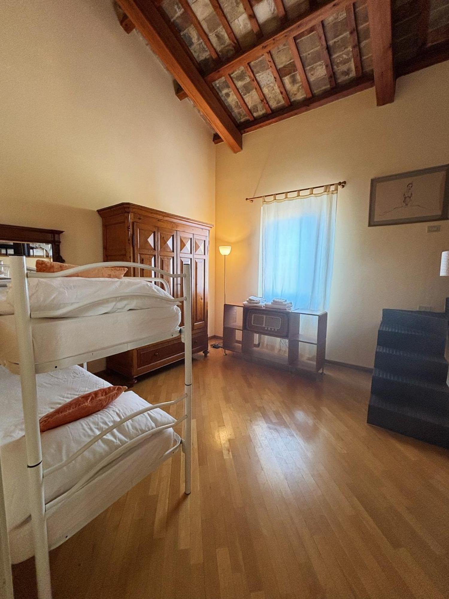 Domus Mirabilis Homestay Ancône Extérieur photo
